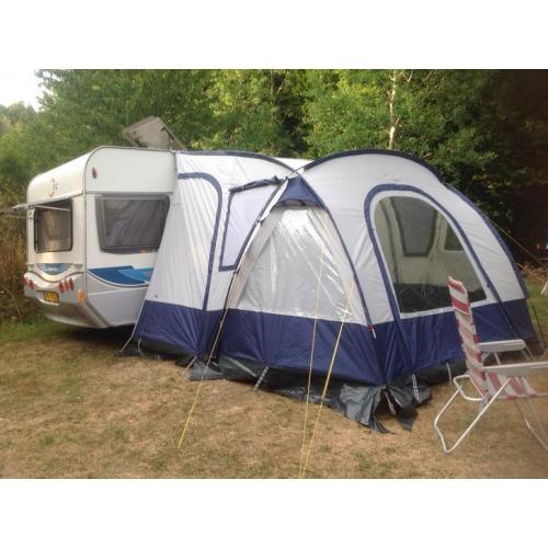 De meest variabele-flexibele voortent voor caravan of camper