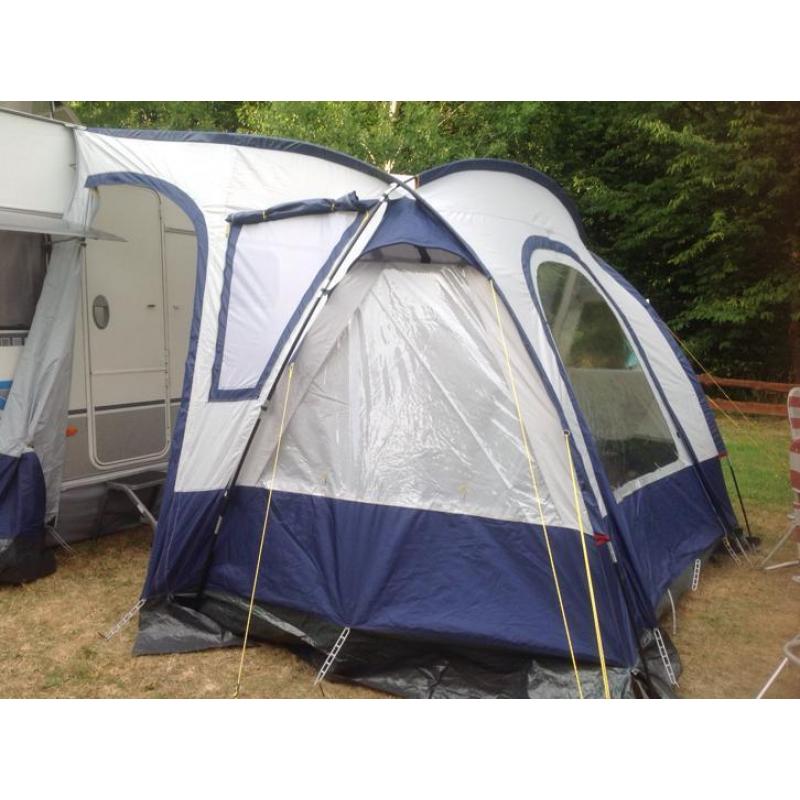 De meest variabele-flexibele voortent voor caravan of camper