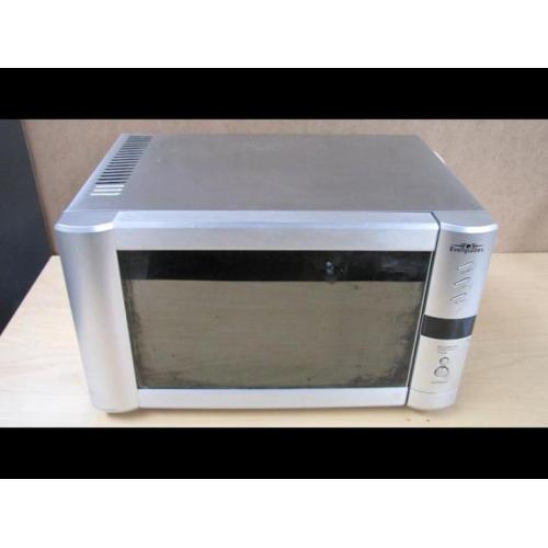 9016 - magnetron everglades €25 zilverkleurig