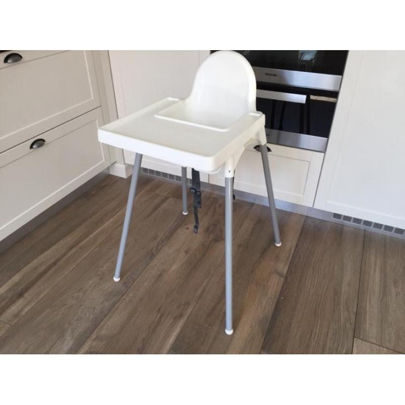 Kinderstoel wit Ikea afneembaar blad