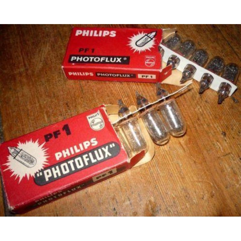 flitslampjes --- 95 stuks philips pf 1