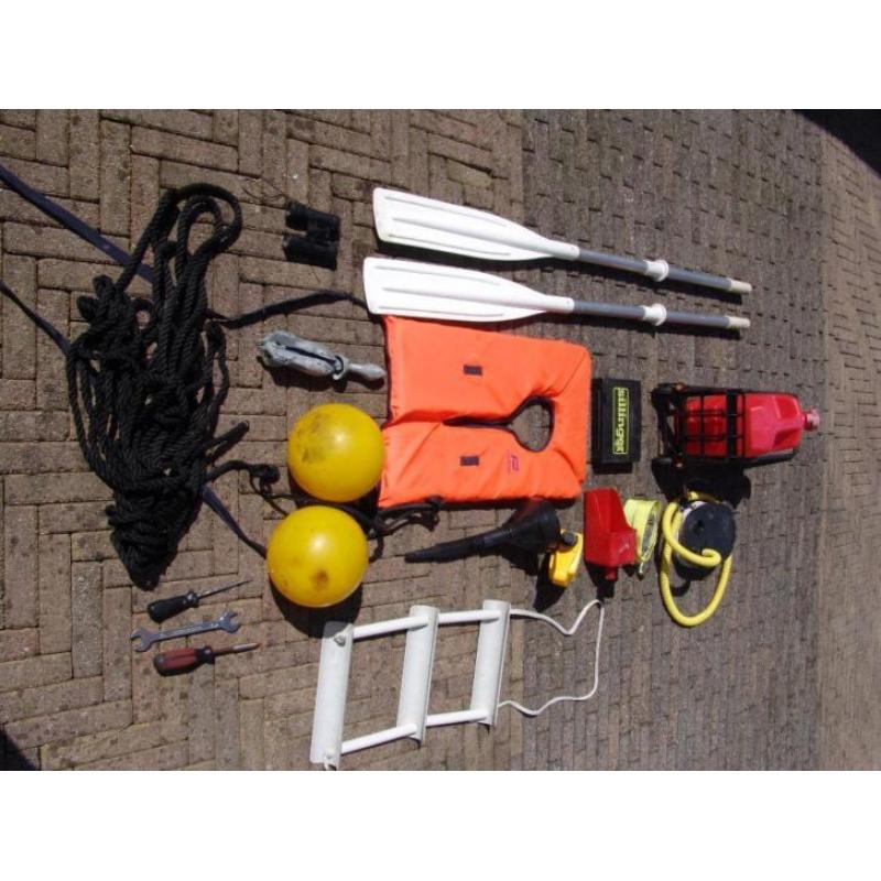 RIB rubberboot + 50 PK Mercury 2tact + Kanteltrailer.