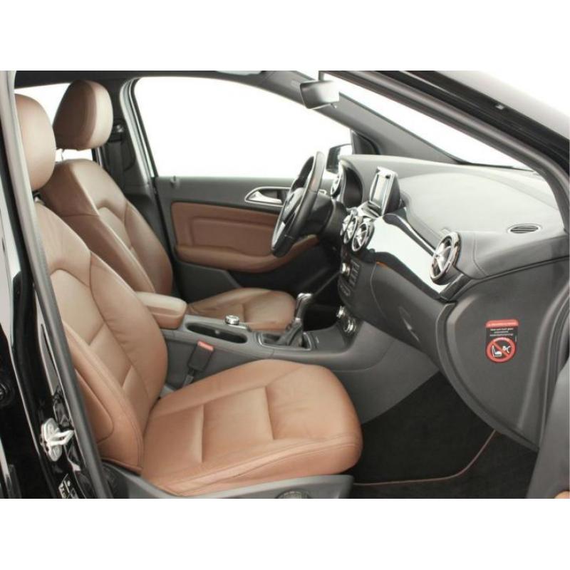 Mercedes-Benz B-Klasse 200 Ambition Navigatie Leder Xenon