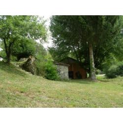Vrijstaand rustig gelegen zomerhuis in de Corrèze