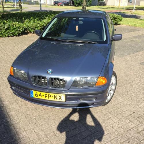 BMW 3-Serie 1.9 I 316 2000 Blauw 1 jaar apk 07-06-2017 !!