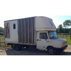 2 Paards vrachtwagen DAF/ B-rijbewijs