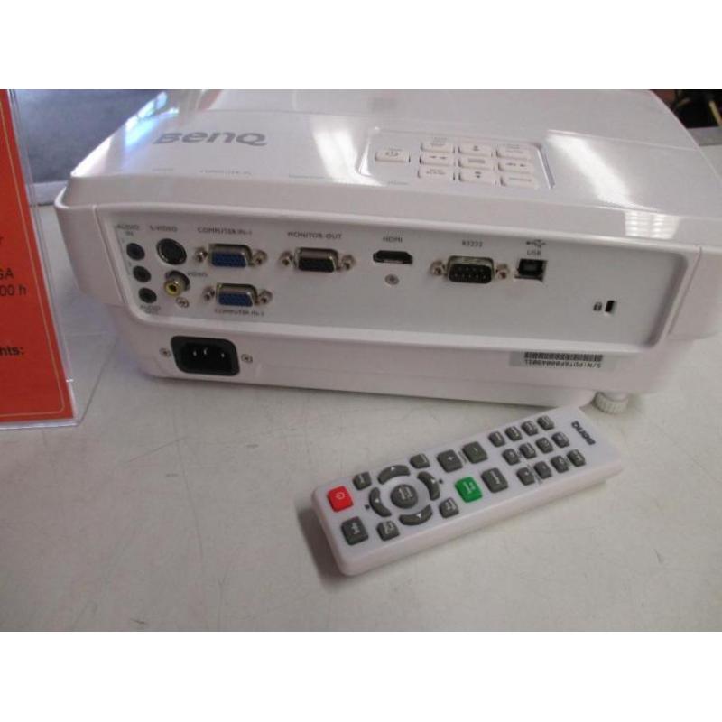 BenQ MW526E 3D Beamer + Afstandsbediening 3200 ANSI