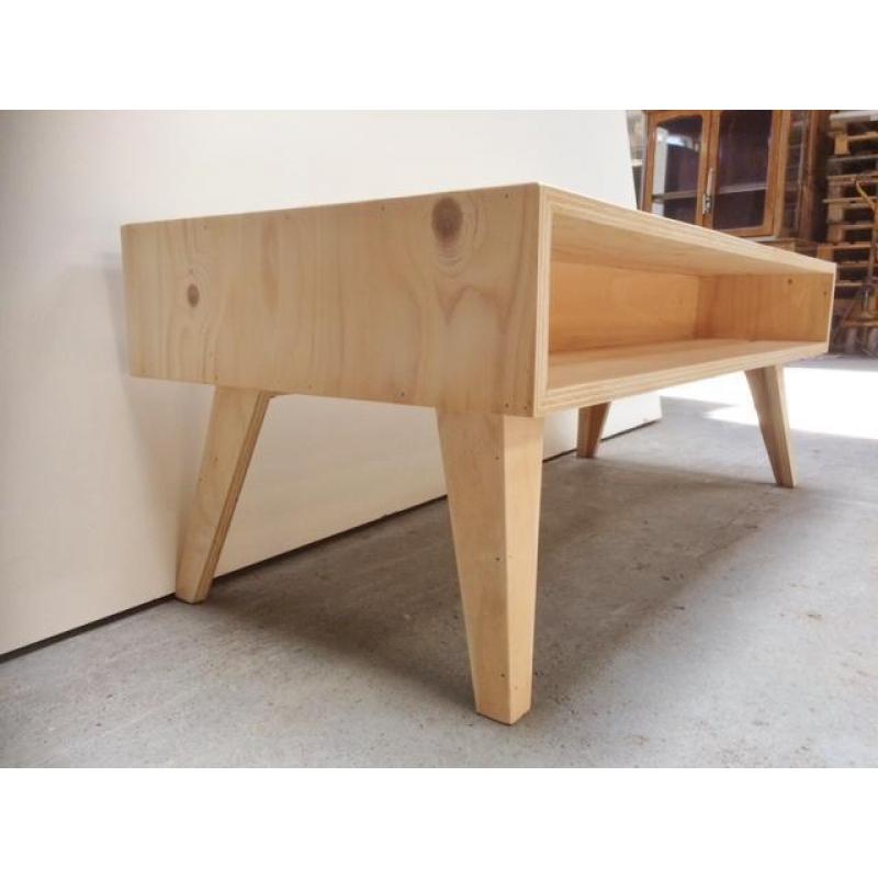 Brand New Retro Salontafel, Radiata Pine Underlayment