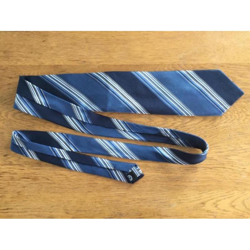 Stropdas van het merk Westbury; Blauw gestreept; NIEUW