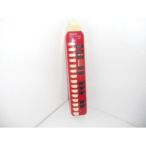 Hohner melodica alto