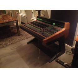 D&R Stylyx Studio Console