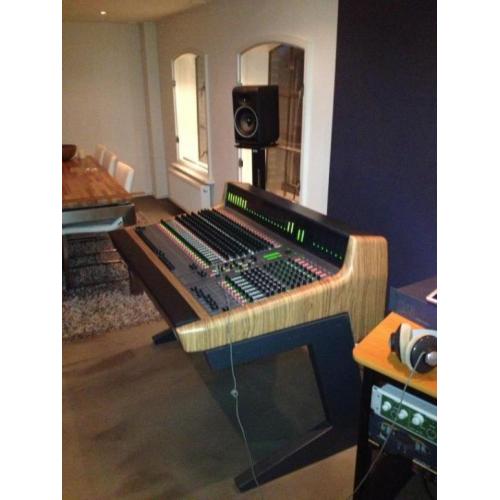 D&R Stylyx Studio Console