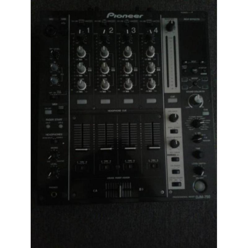 Pioneer DJM 750 mengpaneel