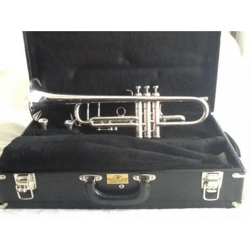 King Silver Flair USA bes trompet