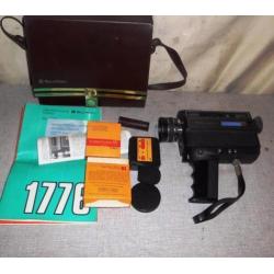 Mooi Retro 8mm Filmcamera 'Bell Howell'