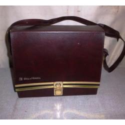 Mooi Retro 8mm Filmcamera 'Bell Howell'
