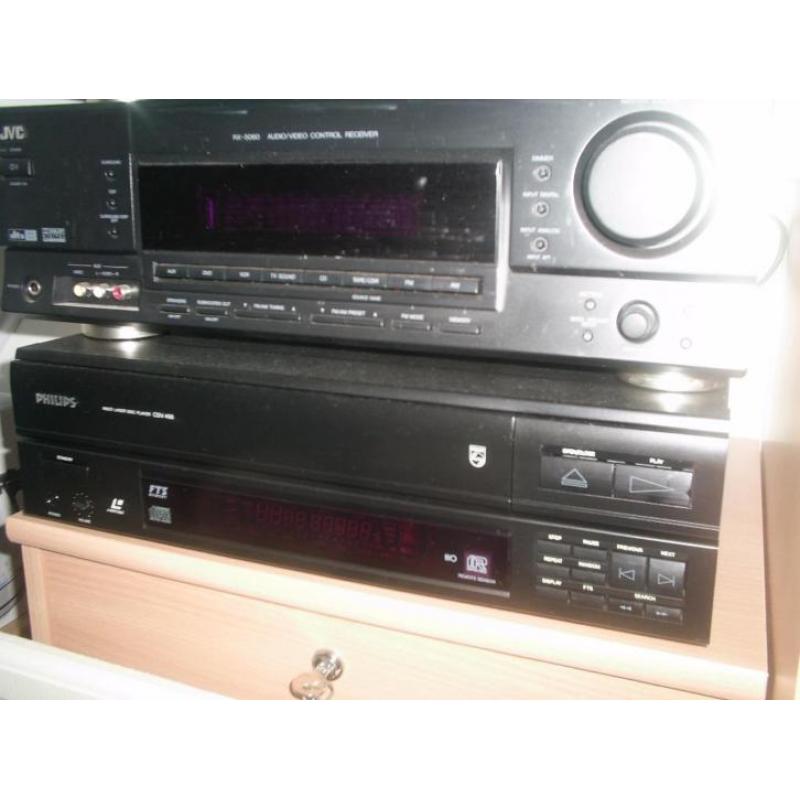 Laserdiscspeler CDV-496 + versterker