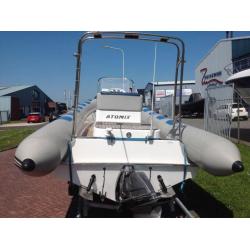 Atomix 820 RIB 2008 incl trailer en inboard