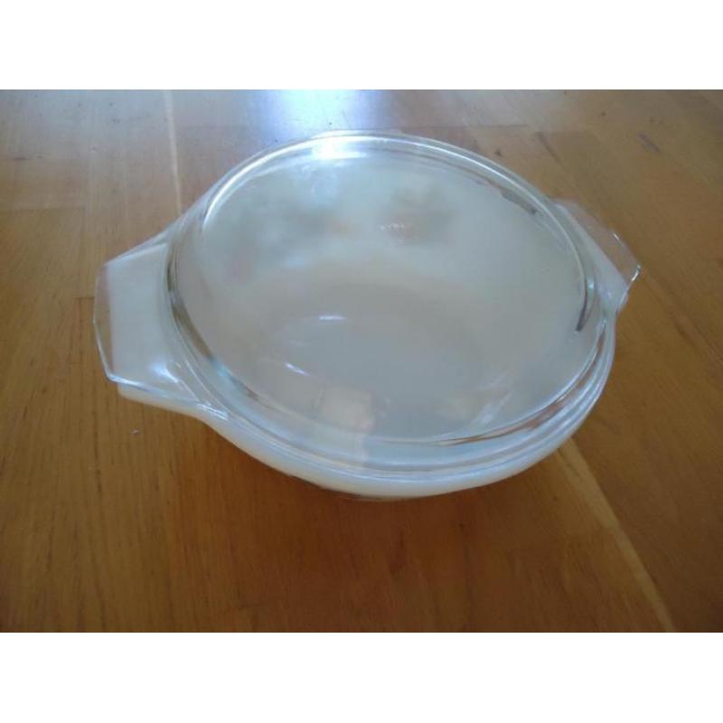 Pyrex fruitschaal groenteschaal vintage jaren 60 melkglas