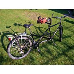 Burley Zydeco sport tandem
