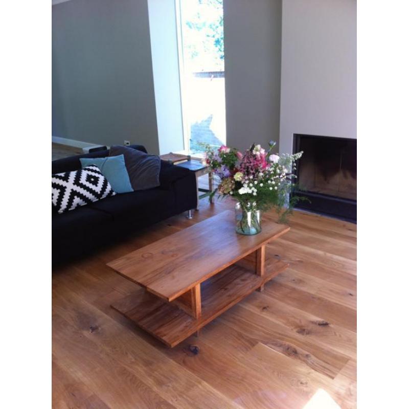 Robuuste eiken houten salontafel VT wonen