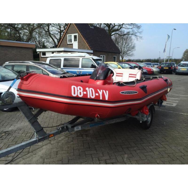 Zodiac Mark 3 futura Suzuki 30 pk bj 2002 kanteltrailer