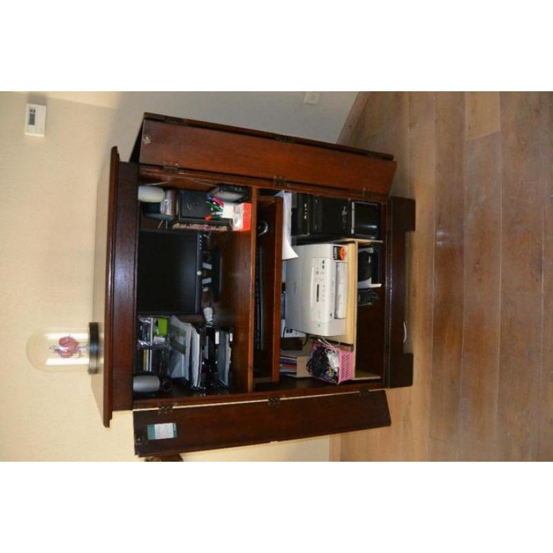 Massief eiken computer/tv kast