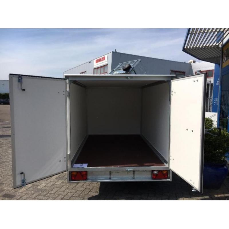 DEMO gesloten aanhangwagen/ dichte aanhanger € 1750,- 750KG