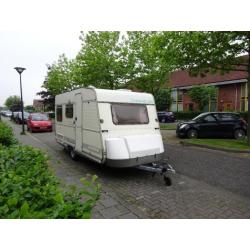 Caravelair 420, 1990, 4 PERS., WC, voortent