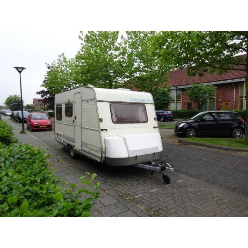 Caravelair 420, 1990, 4 PERS., WC, voortent
