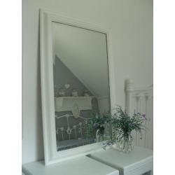 Grote mat witte spiegel met facet geslepen glas