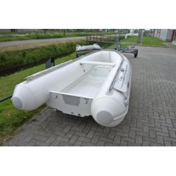 * Showmodellen En Ingeruild op Nieuwe Hibo *