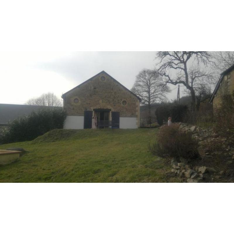 Mooi verbouwde, rustig gelegen woning aangeboden (Morvan)