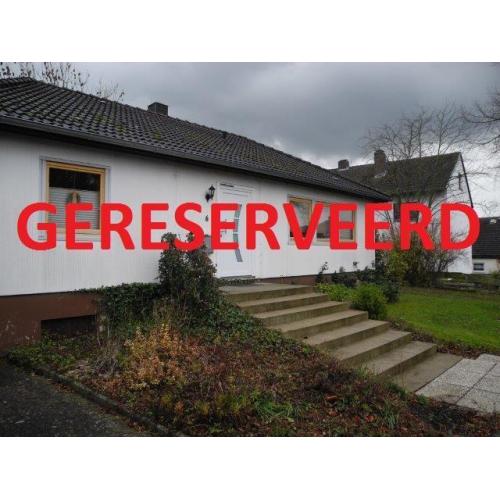 SAUERLAND - Bungalow met dubbele garage in het dorp Nörde