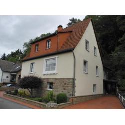 SAUERLAND - Mooi verzorgt een- of tweegezinswoning in Wrexen
