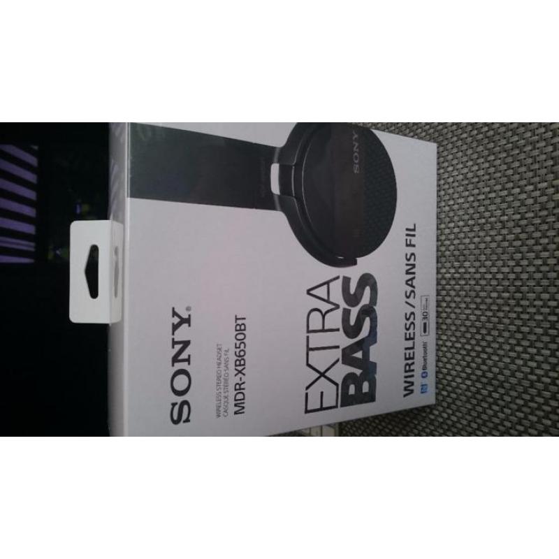 Sony MDR-XB650BT bluetooth sealed nieuw