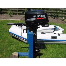 Zodiac Zoom + Suzuki motor 4pk