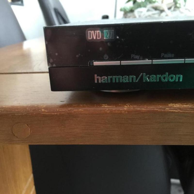 Te koop een zeer mooie en goed uitziende HARMAN KARDON DVD