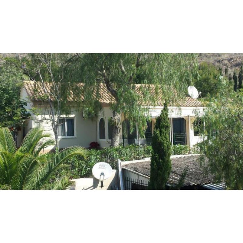 Finca, 2 questhouses, zwembad, bij zee gelegen en Cartagena