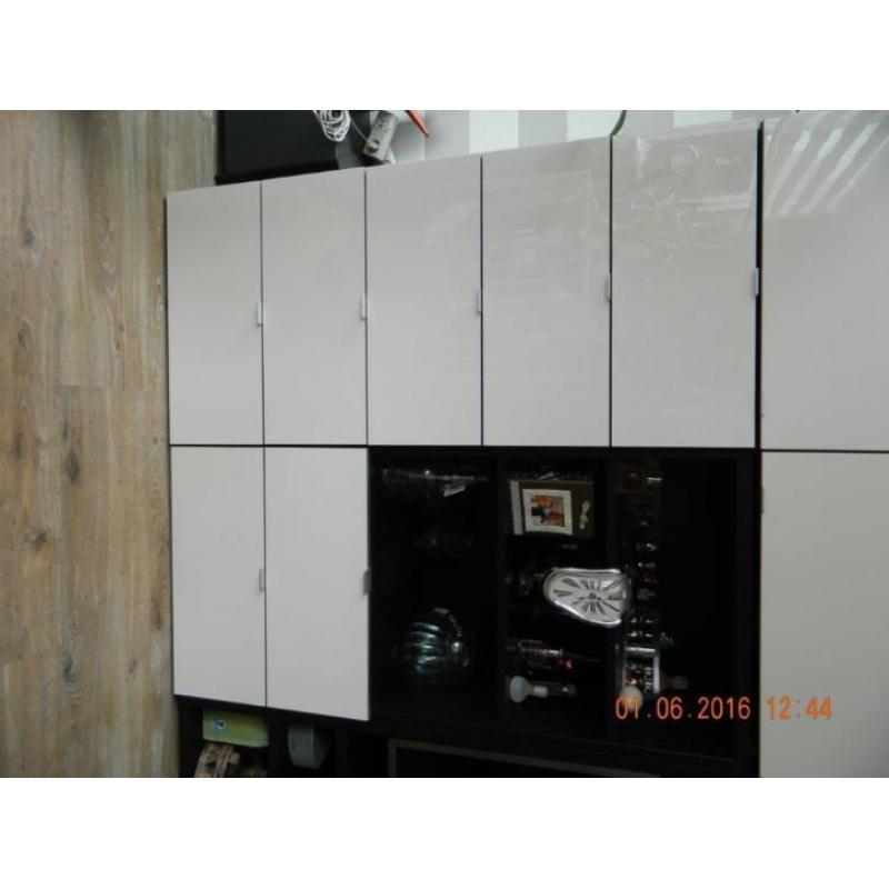 IKEA Wandmeubel / TV kast