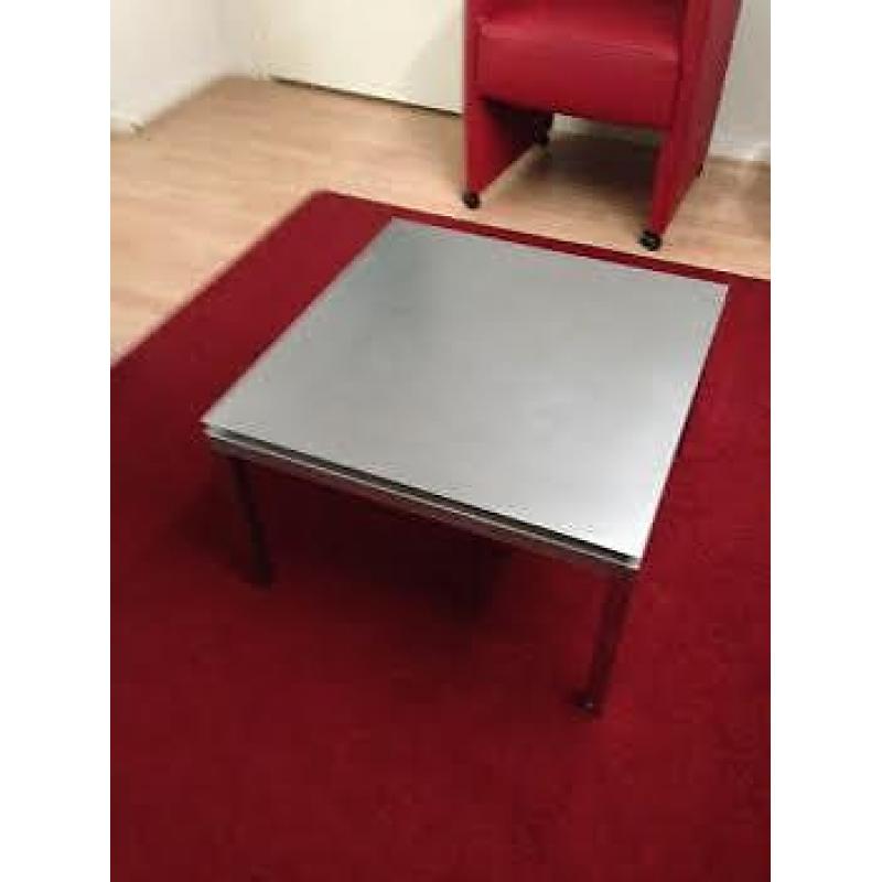 stalen salon/bijzet talel