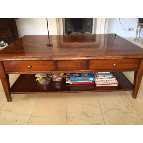 Antiek look salontafel met veel extra's