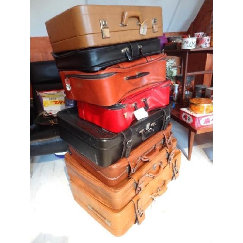 Partij vintage koffers | retro koffers rood | bruine koffer