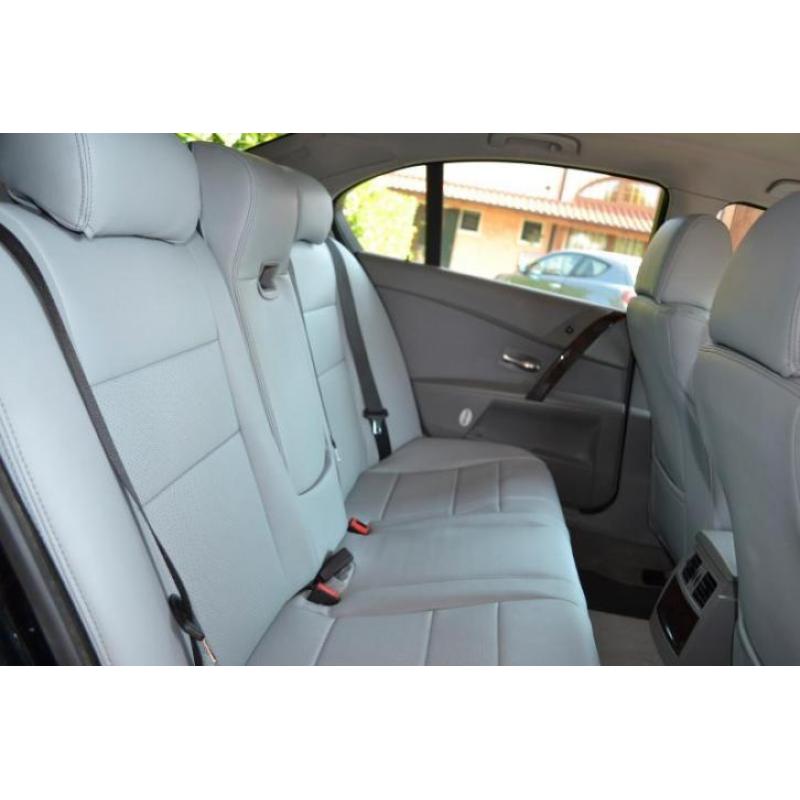 Leren bekleding in uw auto? compleet €604,-
