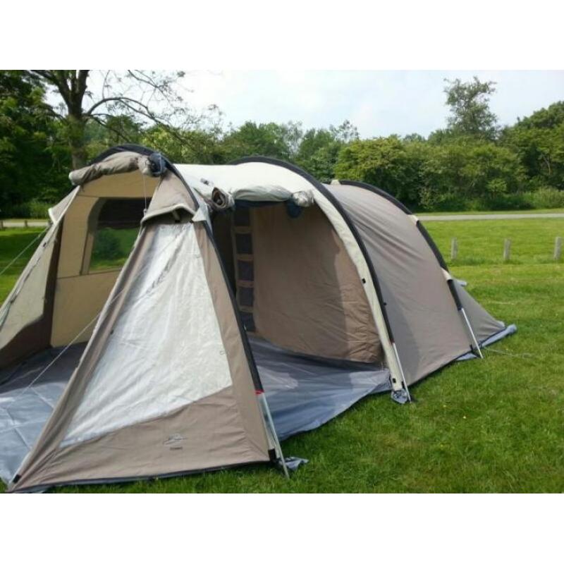 Bardani tunnel tent