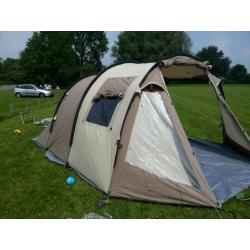 Bardani tunnel tent