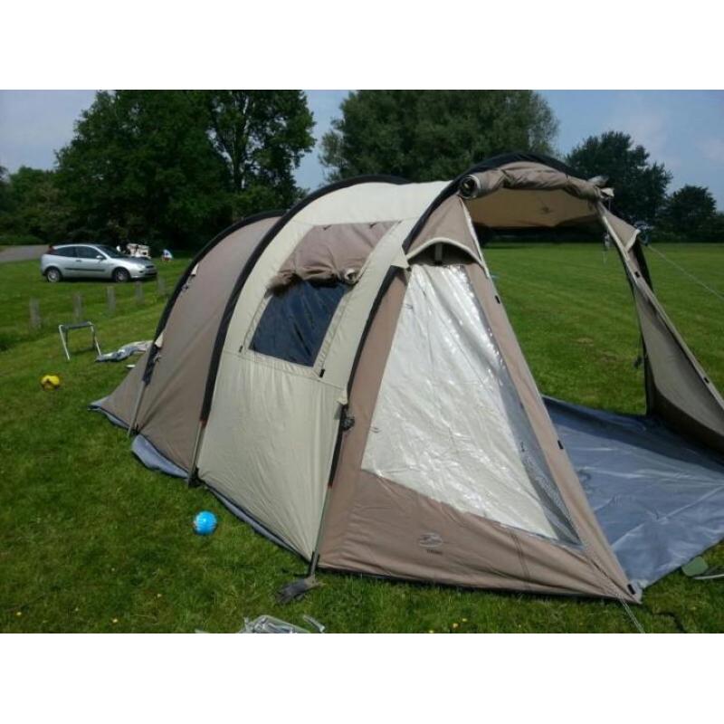 Bardani tunnel tent
