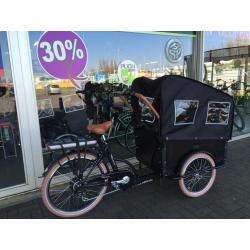 Bakfiets e bike bij Fietsenwinkel Fietsmaster in Beverwijk