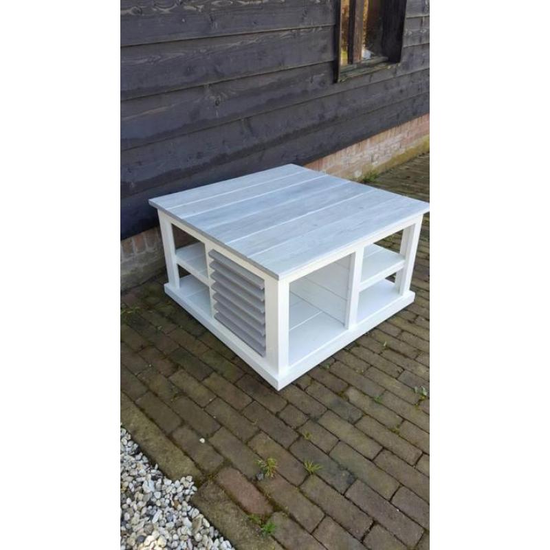 Salontafel met shutters White Wash