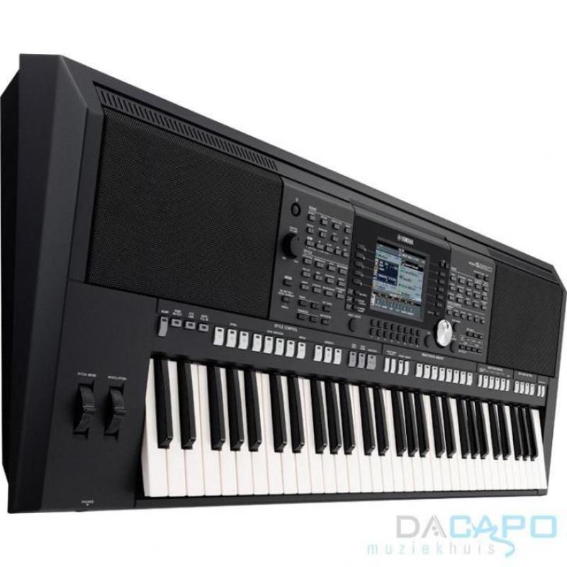 Yamaha PSR-S950